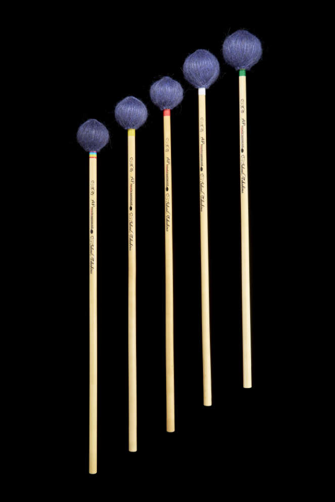 APINSTRUMENT_STSERIES_01_r