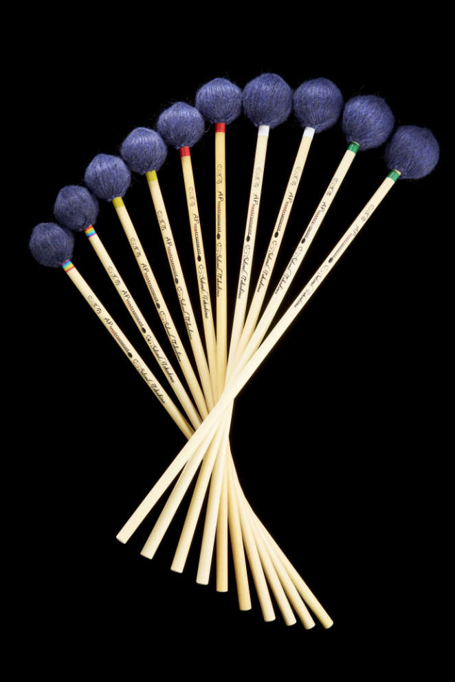 APINSTRUMENT_STSERIES_02_r
